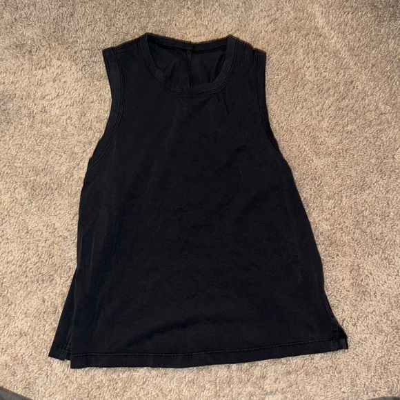 Classic fit cotton tank lululemon size 4. BLACK - Picture 2 of 4